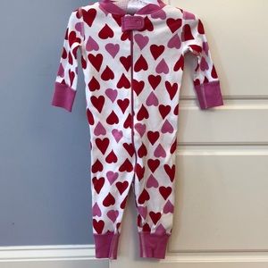 HANNA ANDERSSON Organic Cotton Heart Onesie